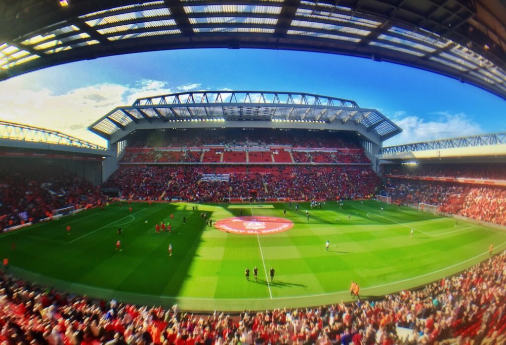 2880px Panorama of Anfield with new main stand 29676137824 1